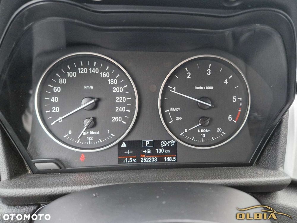 BMW Seria 2 218d Sport Line - 36