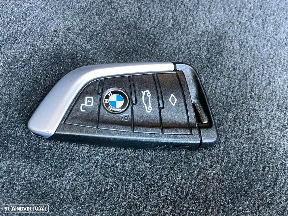 BMW 420 d Pack Desportivo M Auto - 19
