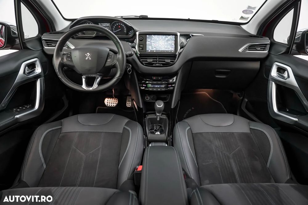 Peugeot 2008 PureTech 110 Stop&Start EAT6 Crossway - 7