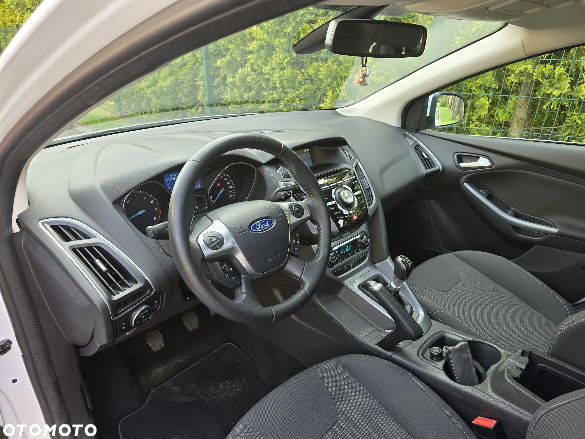 Ford Focus 1.0 EcoBoost Titanium - 24