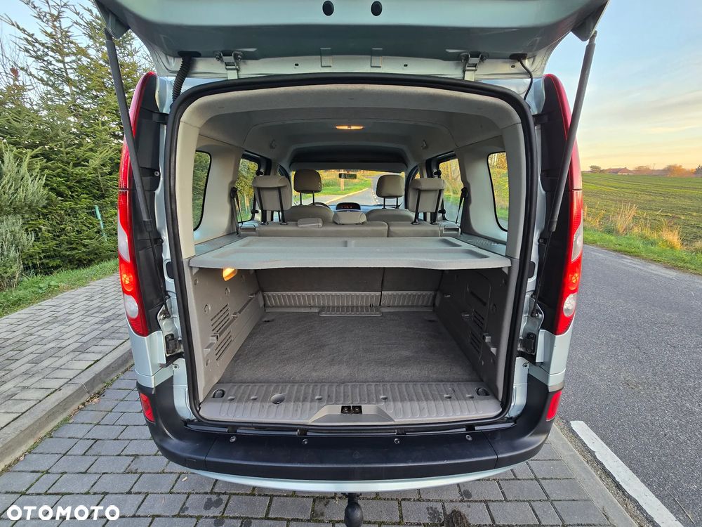 Renault Kangoo 1.6 8V Happy Family - 12