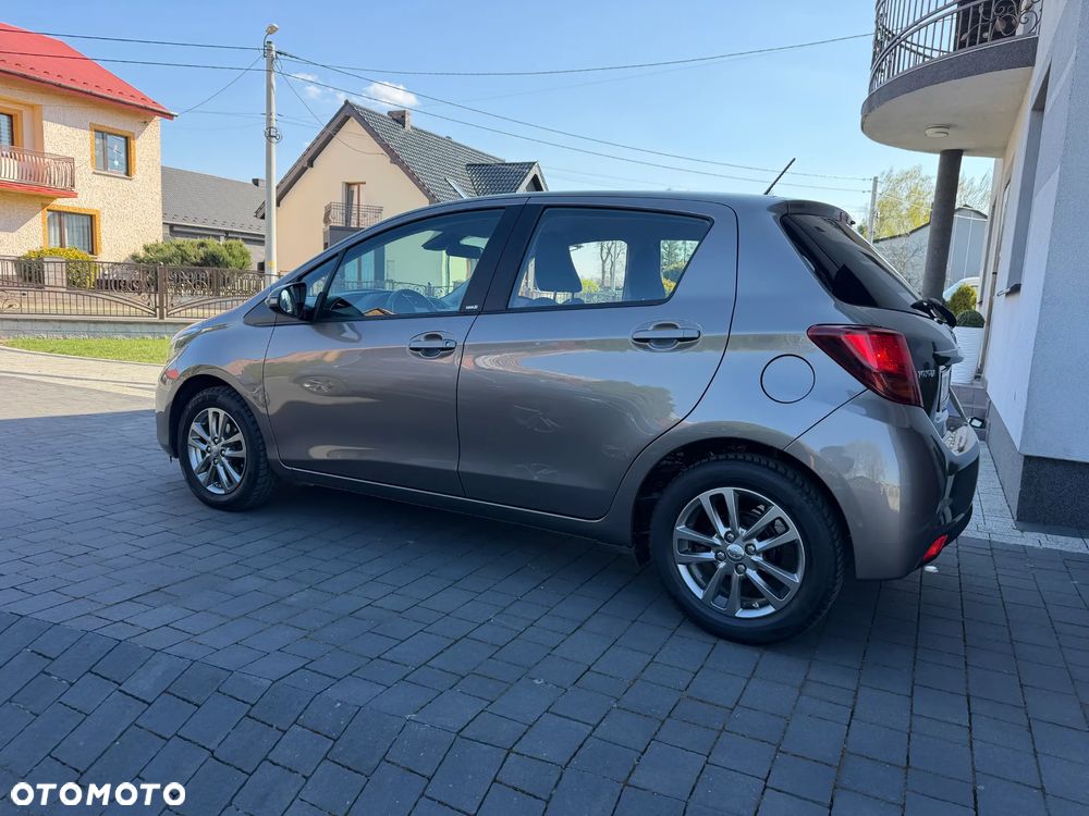 Toyota Yaris 1.33 VVT-i Edition - 13