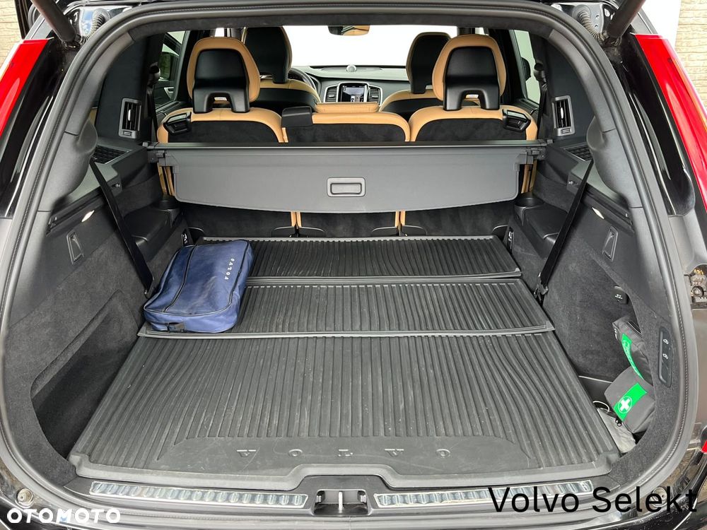 Volvo XC 90 - 41