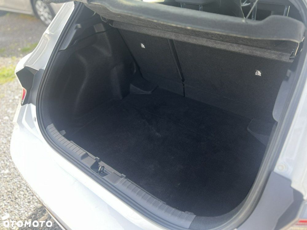 Toyota Corolla 1.2 T Active - 38