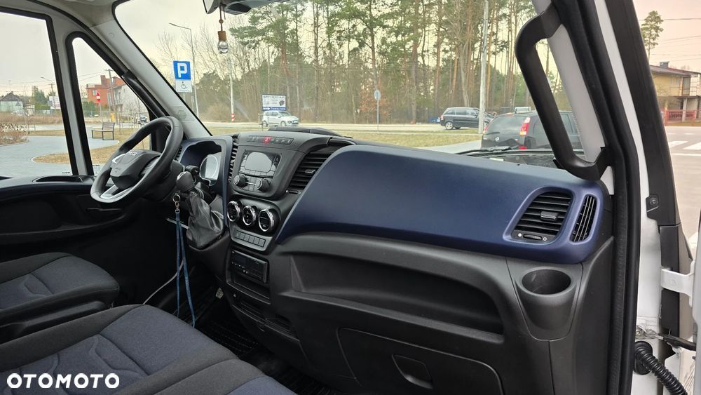 Iveco DAILY 3.0 180KM  50C18❗❗160 TYŚ PRZEBIEGU NOWY ❗️❗️MOCNY WYWROT Z PRZYSTAWKI / NOWY MODEL  / 3-STRONNA WYWROTKA KAMIL NADWOZIA / FULL OPCJA / BURTY 40CM / HAK + WYJSCIE HYDRAULICZNE DO PRZYCZEPY / SKRZYNIA MANUALNA / BLIŹNIAKI / SERWIS ASO / SALON POLSKA / 35C15 50C15 35C18❗❗ BEZ PRZEBIEGU JAK Z SALONU - NOWY -❗❗ - 29