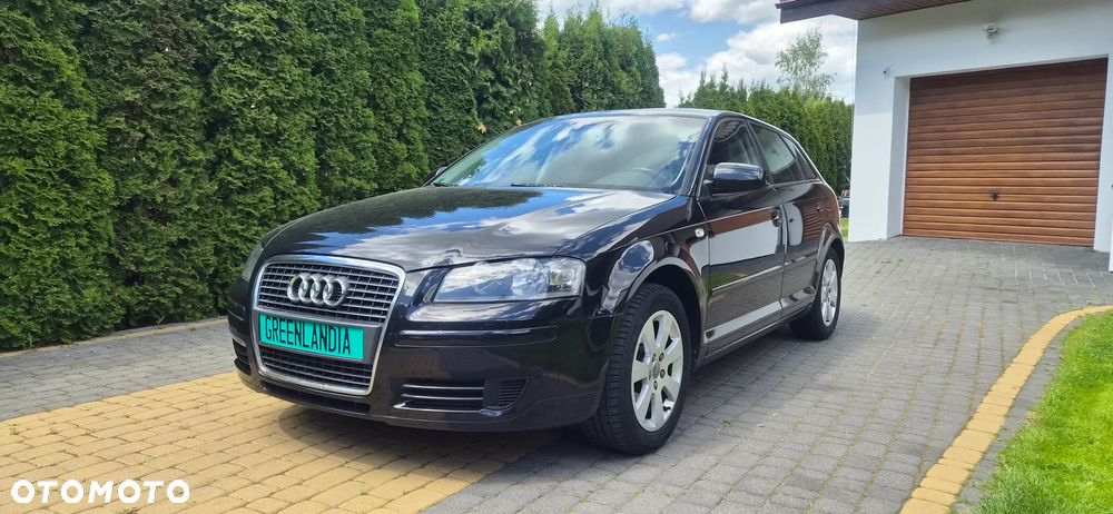 Audi A3 Sportback 1.6 FSI Ambiente - 1