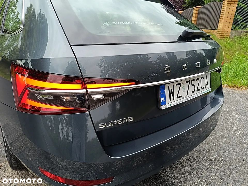Skoda Superb 2.0 TDI Ambition DSG - 9