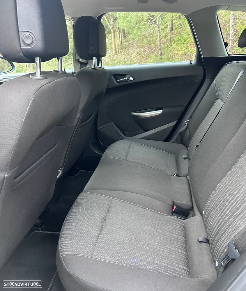 Opel Astra Sports Tourer 1.3 CDTi Executive S/S - 4