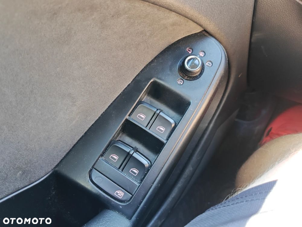 Audi A4 Avant 2.0 TDI DPF quattro Attraction - 22