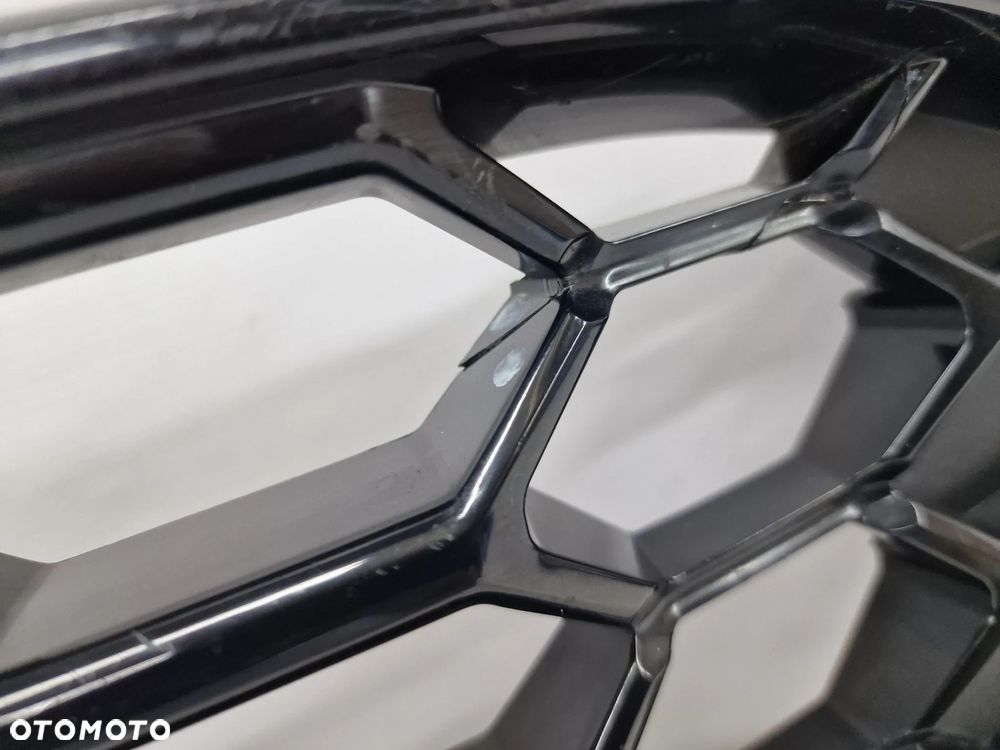 FORD FIESTA MK8 LIFT ST-LINE 21- ATRAPA / GRILL PRZEDNI PRZÓD , NR N1BB-8200-D6 , NR AUKCJI GL543 - 7