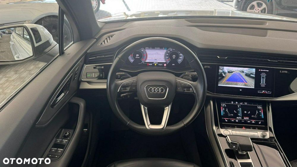 Audi Q7 - 40