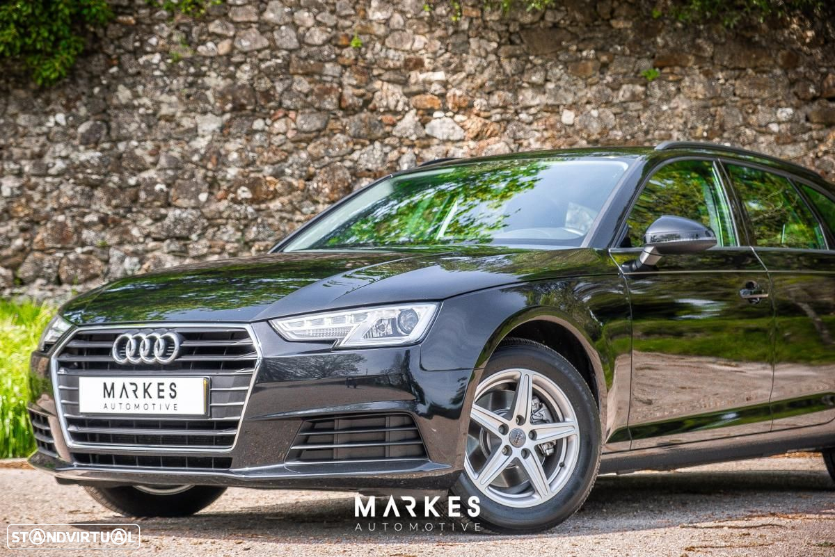 Audi A4 Avant 35 TDI Design S tronic - 13