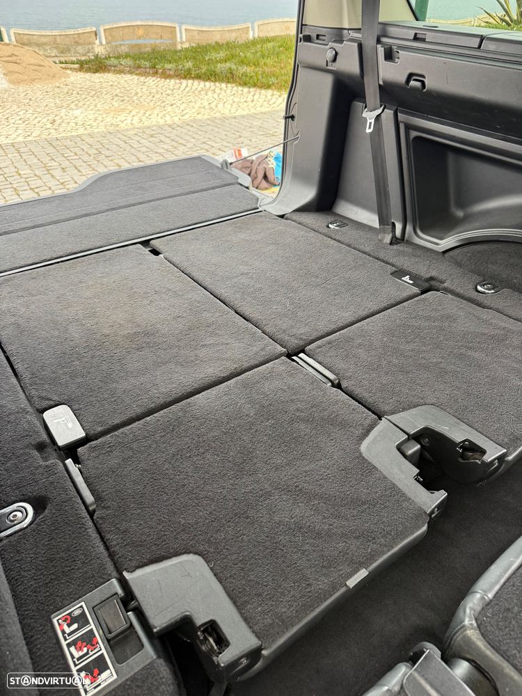 Land Rover Discovery SD V6 HSE - 25