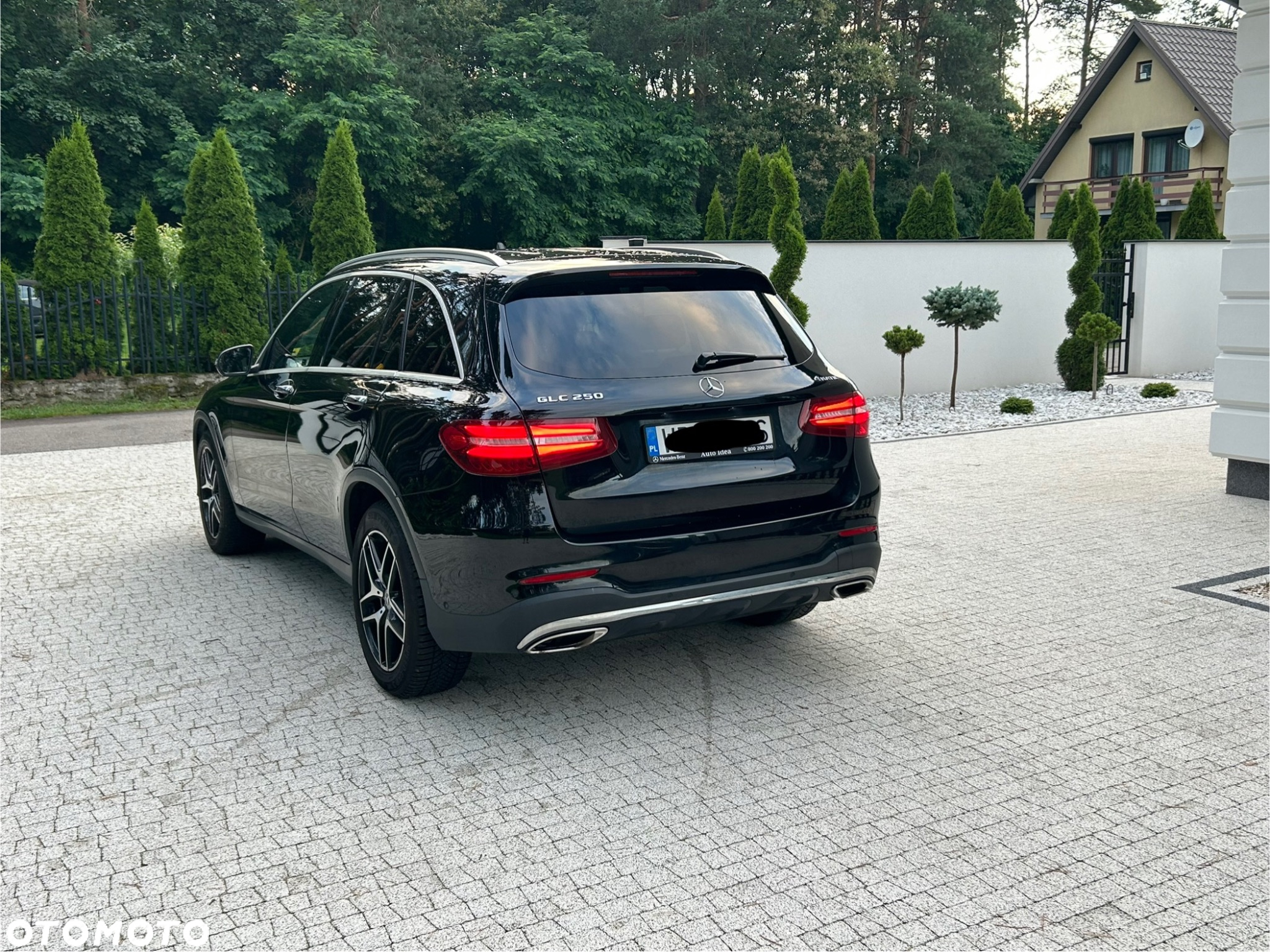 Mercedes-Benz GLC - 11
