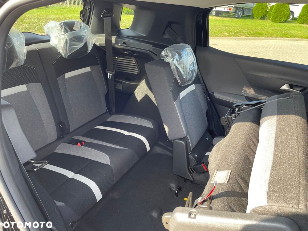 Opel Frontera - 34