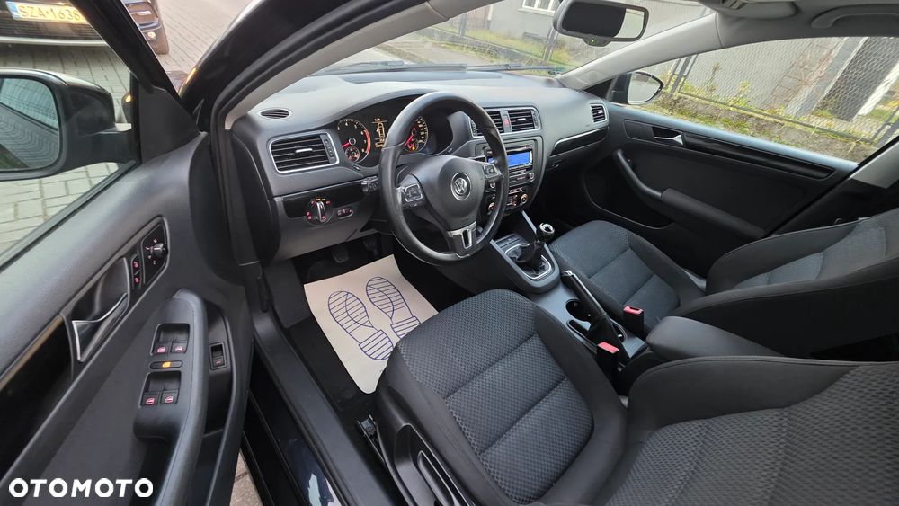 Volkswagen Jetta 1.2 TSI Comfortline Perfectline - 14