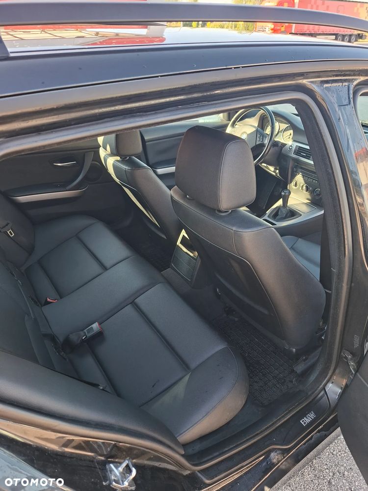 BMW Seria 3 - 26