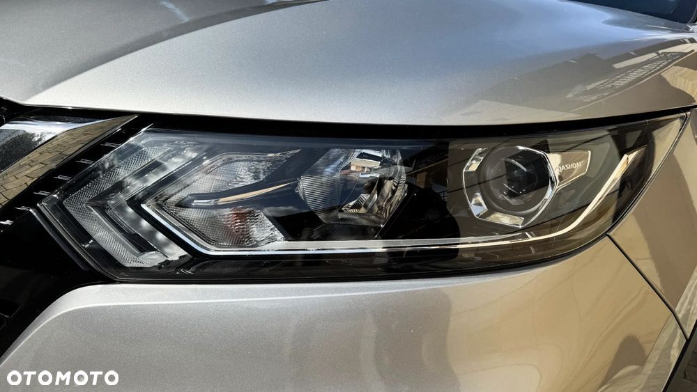 Nissan Qashqai 1.3 DIG-T SHIRO - 3