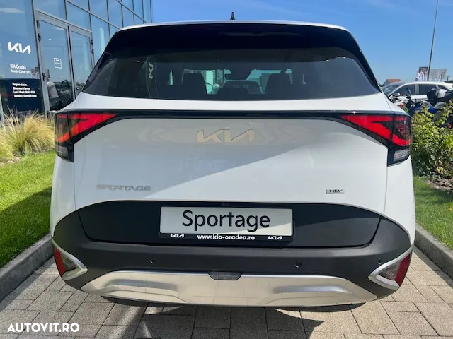 Kia Sportage 1.6 T-GDI HEV 6AT 4x2 Style - 6