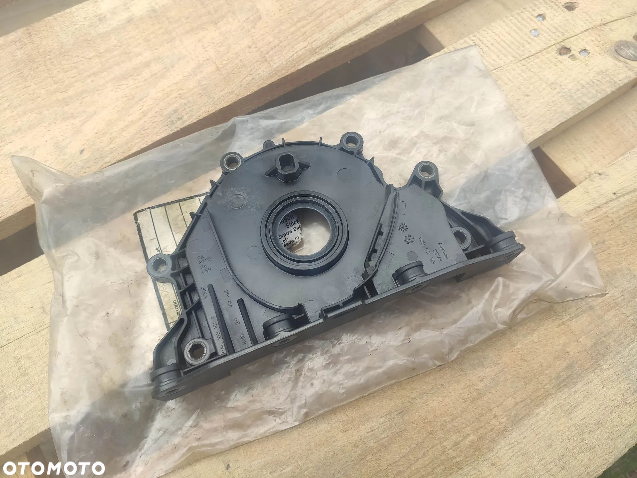WG Uszczelniacz Wału Korbowego VW AUDI SEAT 04L103151A NOWY - 1