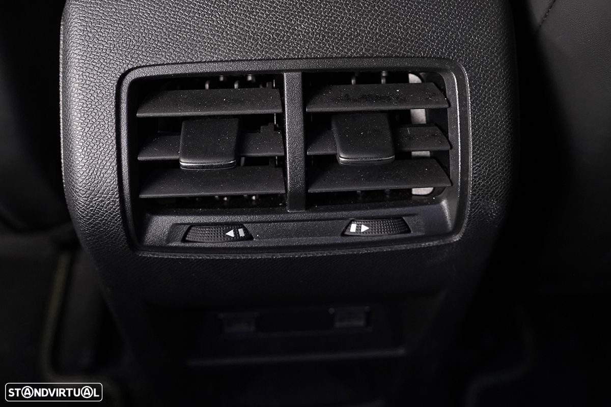 Peugeot 308 SW 1.2 PureTech GT EAT8 - 22