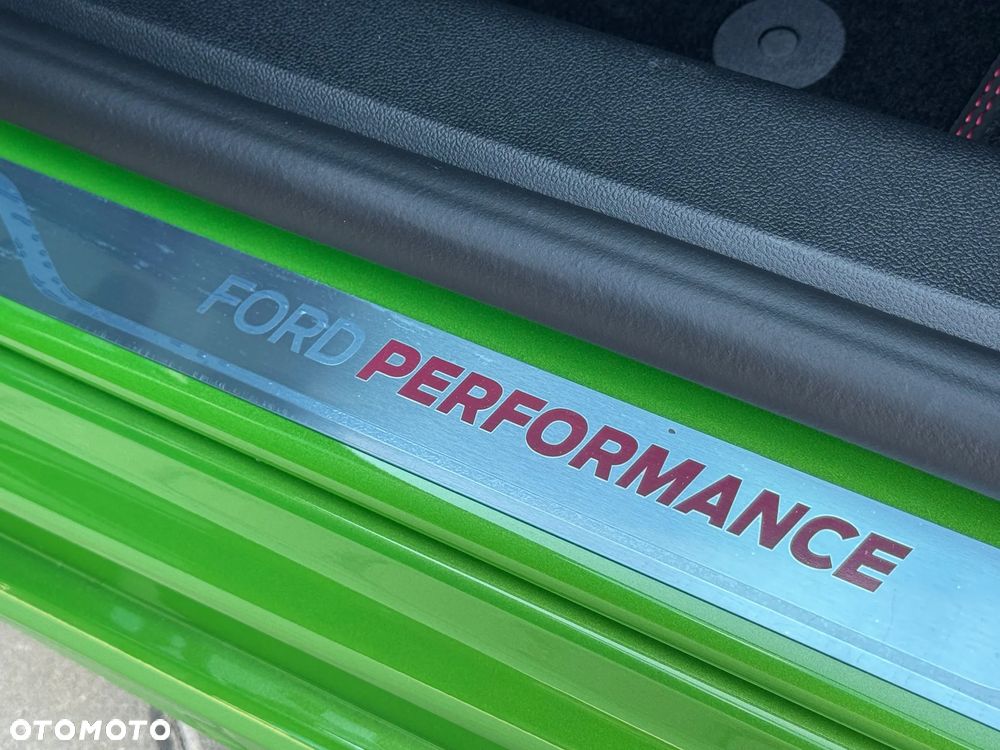 Ford Focus 2.3 EcoBoost ST X - 21