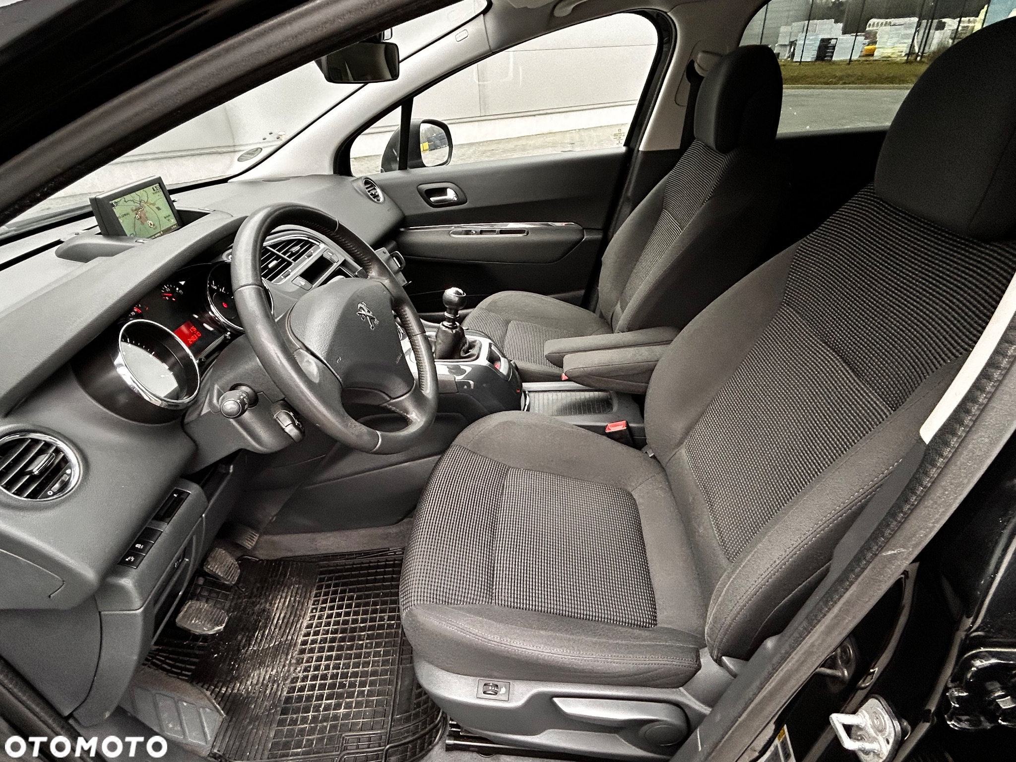 Peugeot 5008 2.0 BlueHDi Active 7os - 24