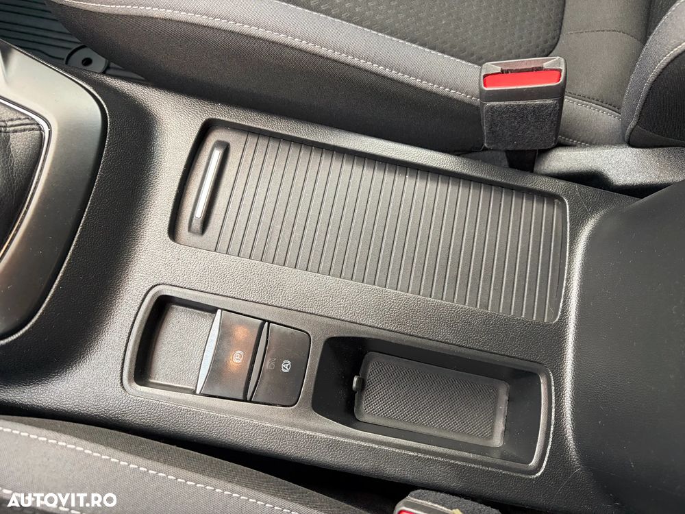 Ford Focus 1.0 EcoBoost Connected - 21