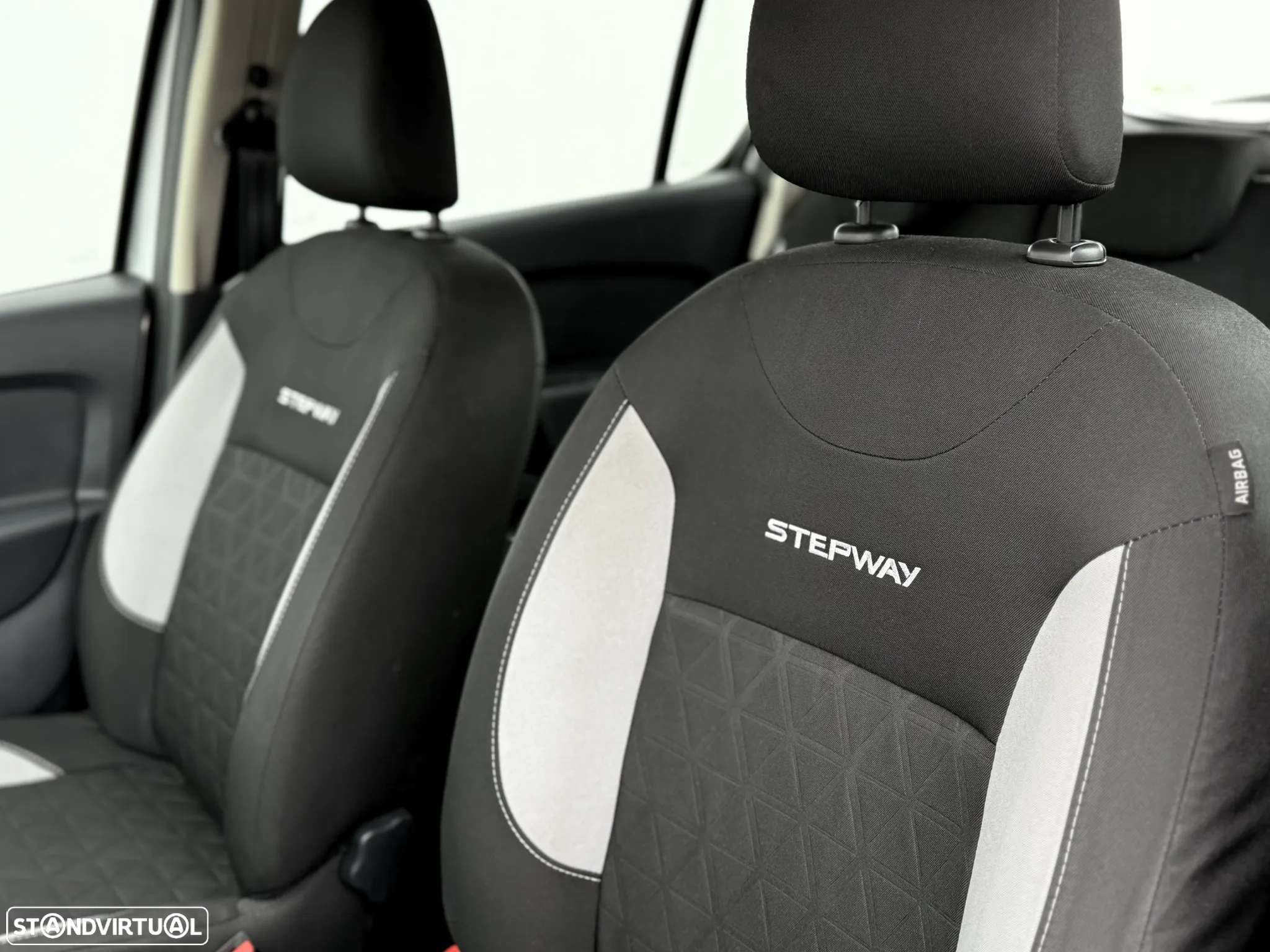 Dacia Sandero 1.5 dCi Stepway - 25