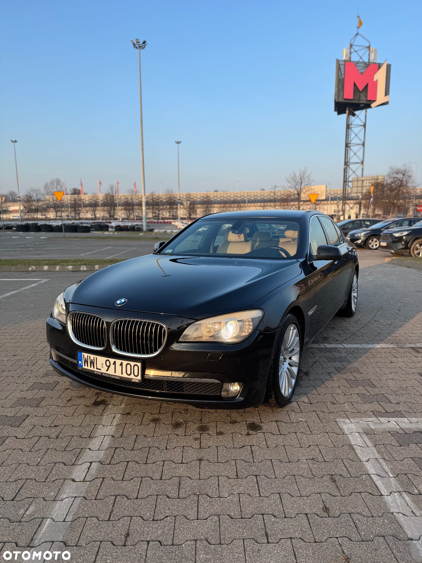 BMW Seria 7 740d xDrive - 32