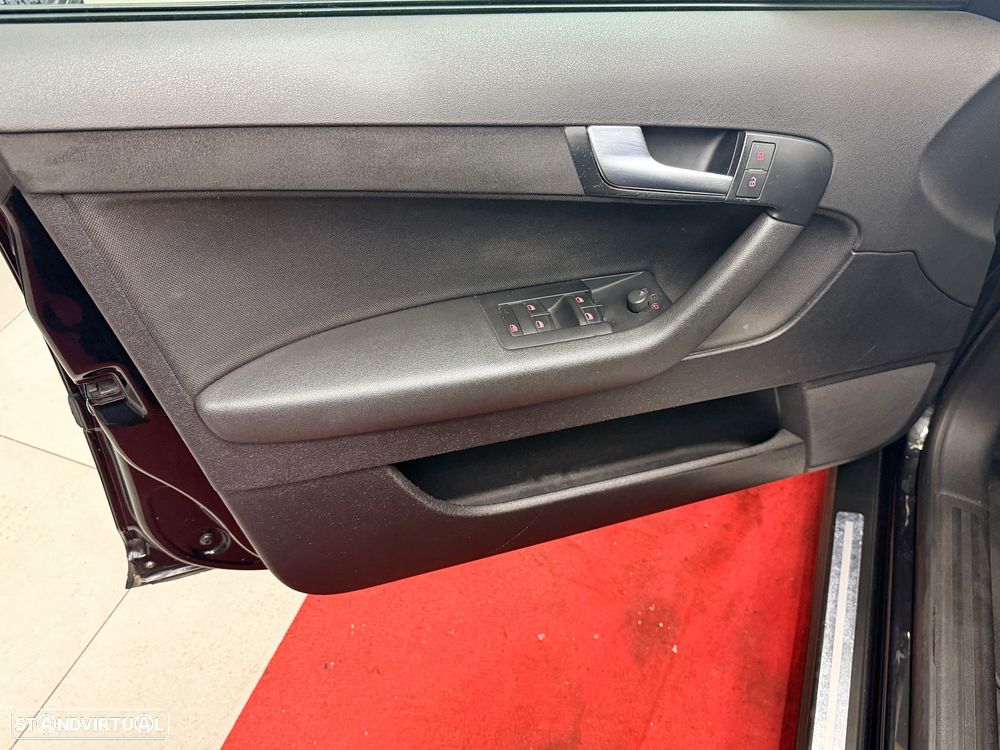 Audi A3 Sportback 1.9 TDi Sport - 17