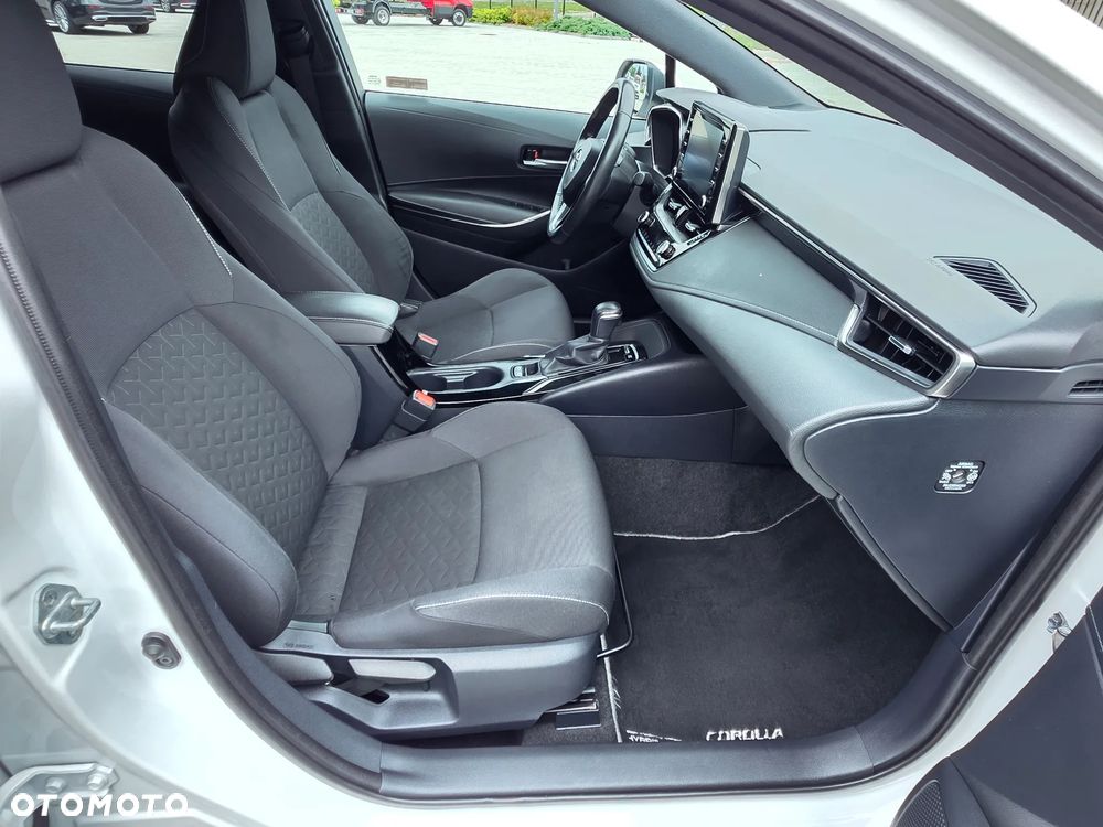 Toyota Corolla 1.8 Hybrid Comfort - 35