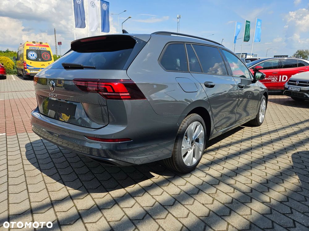 Volkswagen Golf VIII 1.5 TSI Life Plus - 6