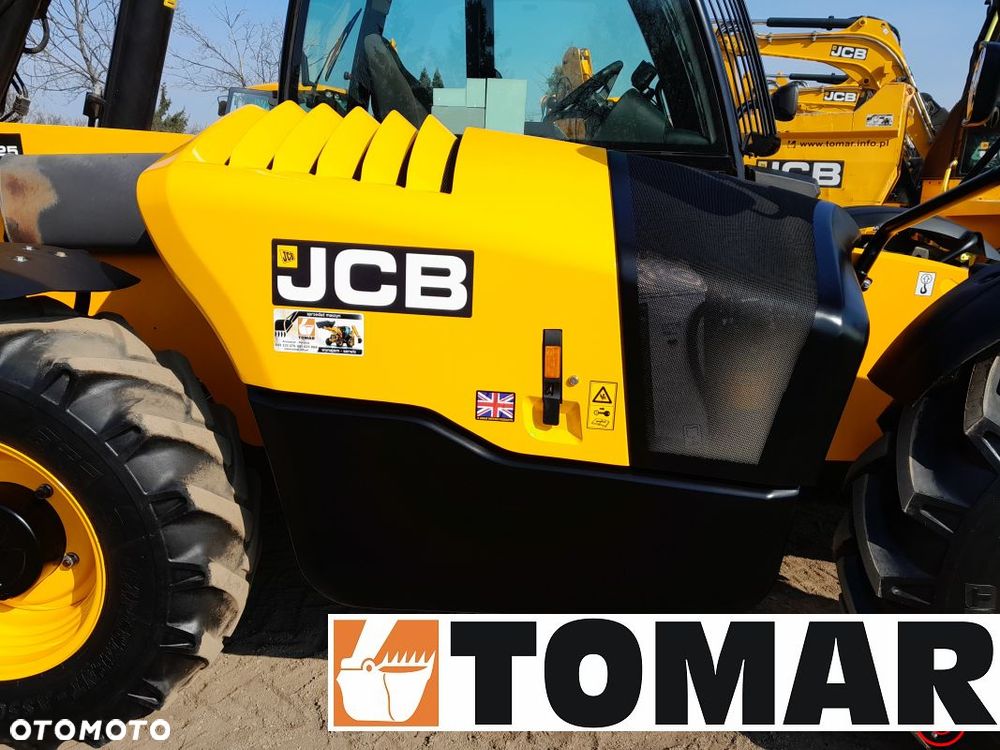 JCB 535-125 HI VIZ - 11
