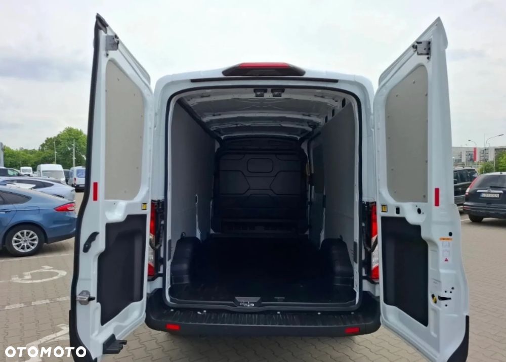 Ford Transit - 4