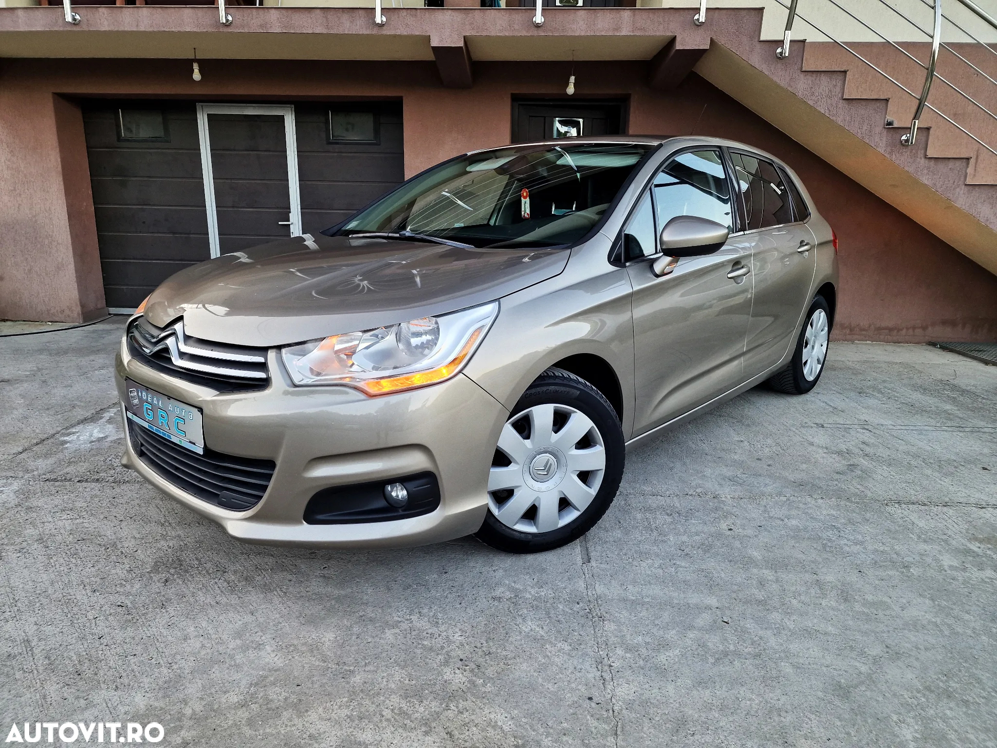Citroën C4 - 4