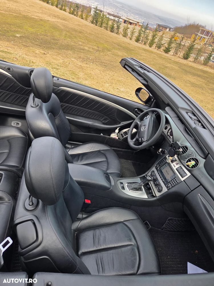 Mercedes-Benz CLK - 8