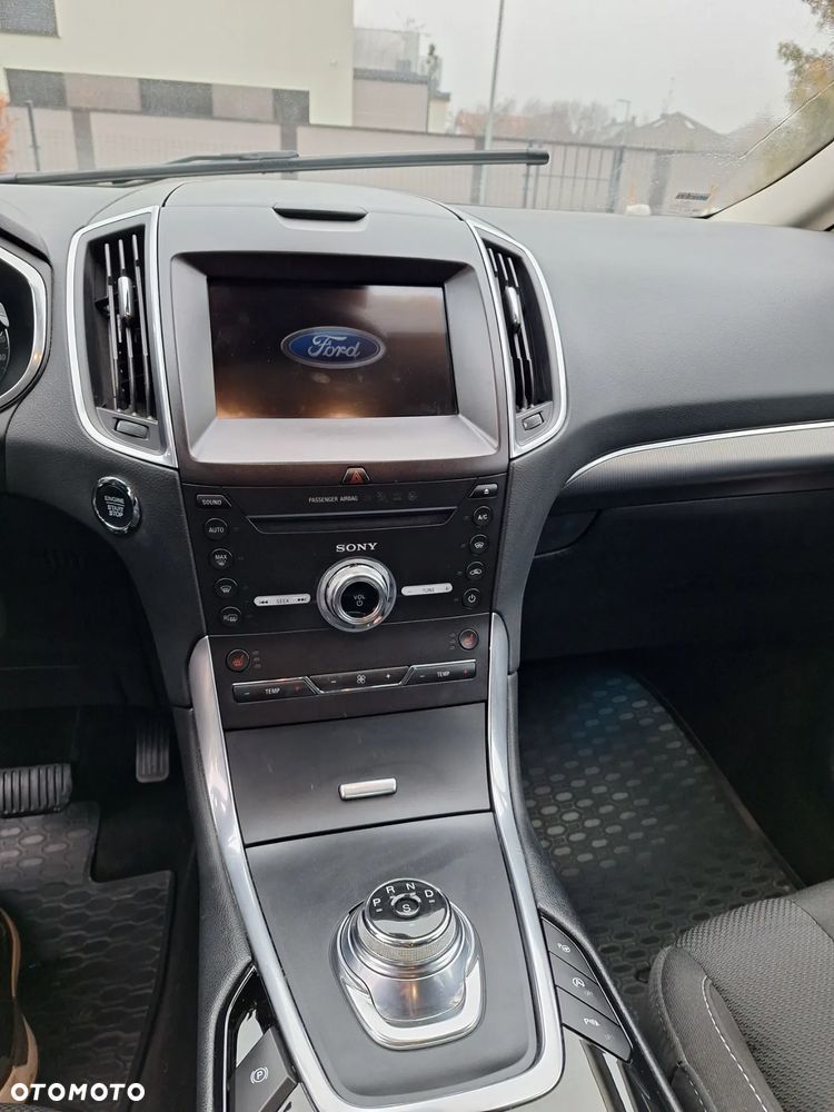 Ford S-Max 2.0 EcoBlue Titanium - 9