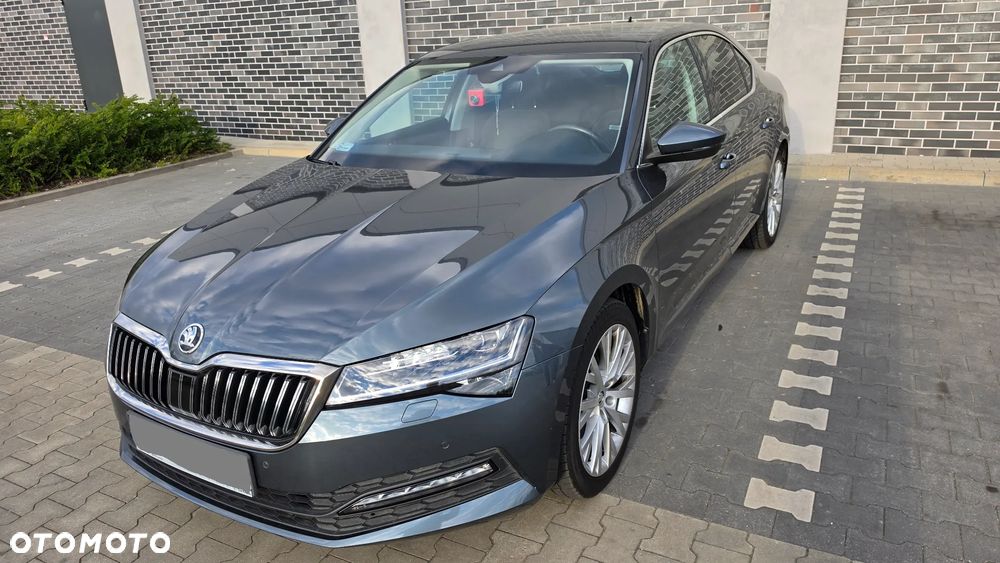 Skoda Superb 2.0 TDI SCR Ambition DSG - 18