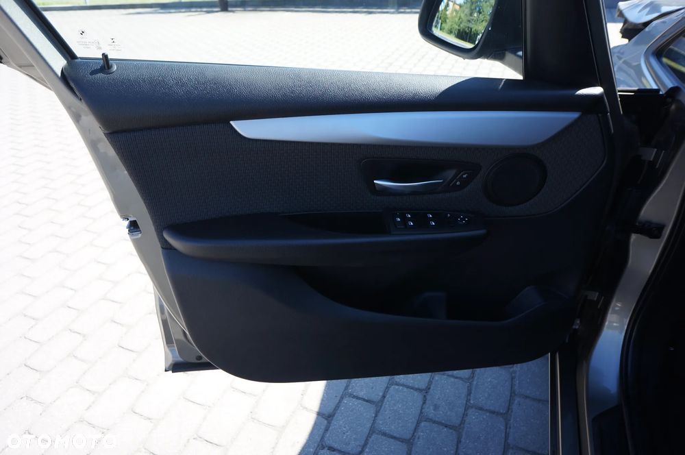 BMW Seria 2 - 11