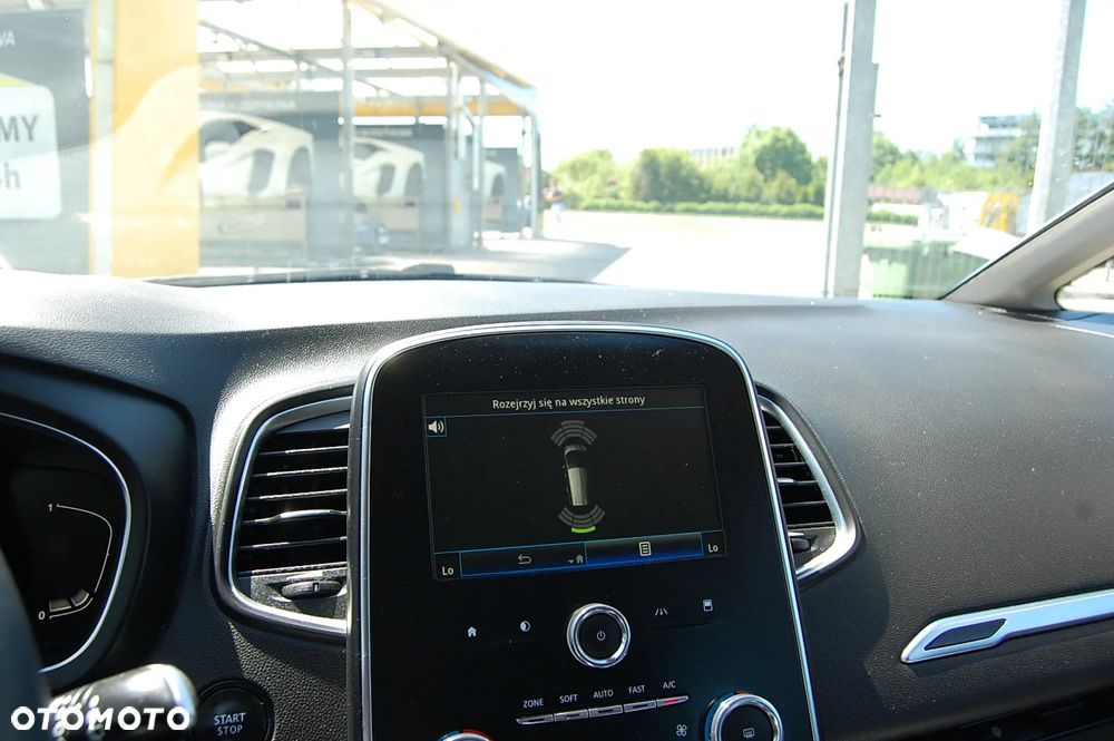 Renault Grand Scenic - 13