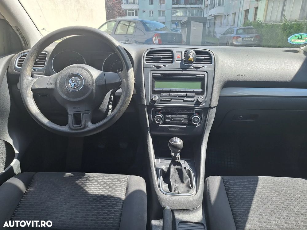 Volkswagen Golf 2.0 TDI Comfortline - 6