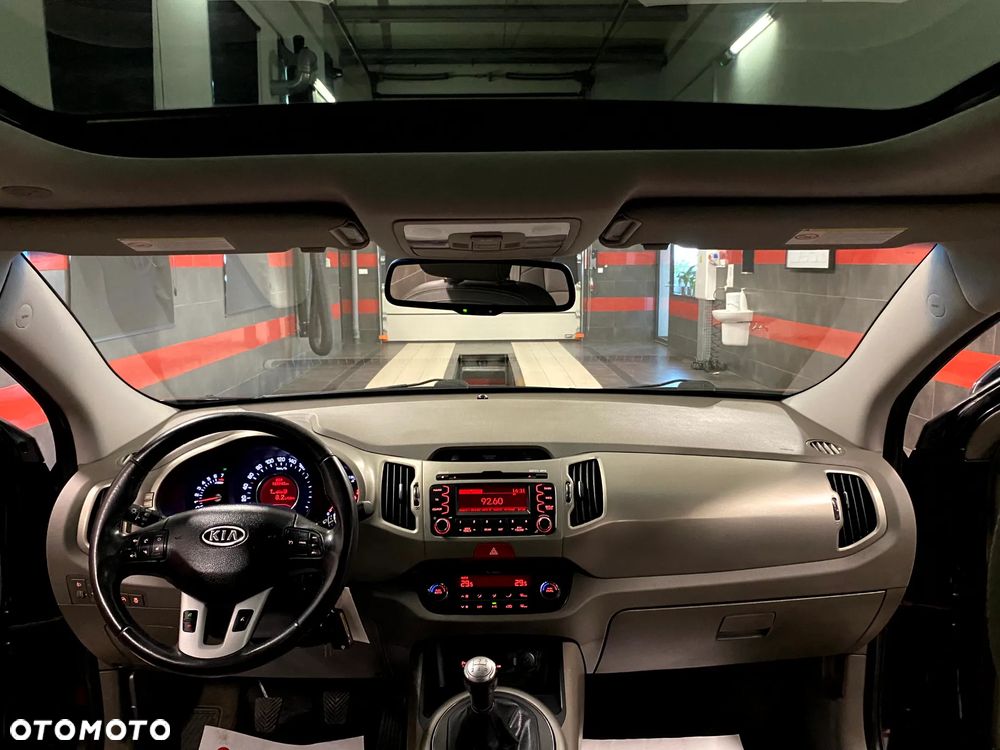 Kia Sportage 2.0 L - 18