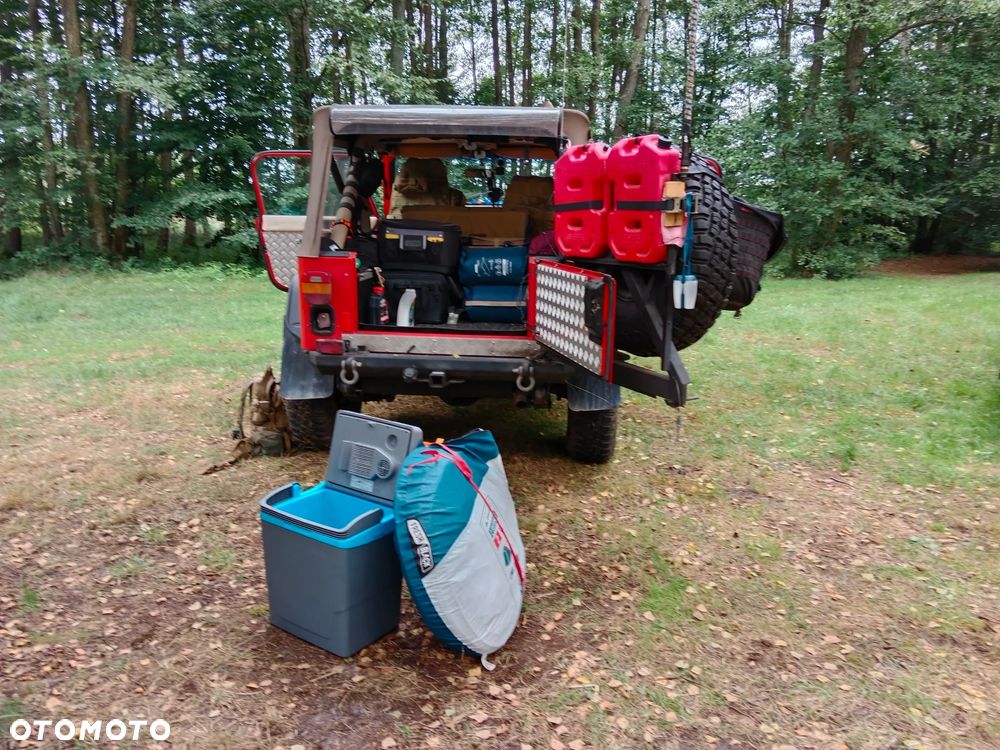 Jeep Wrangler - 15