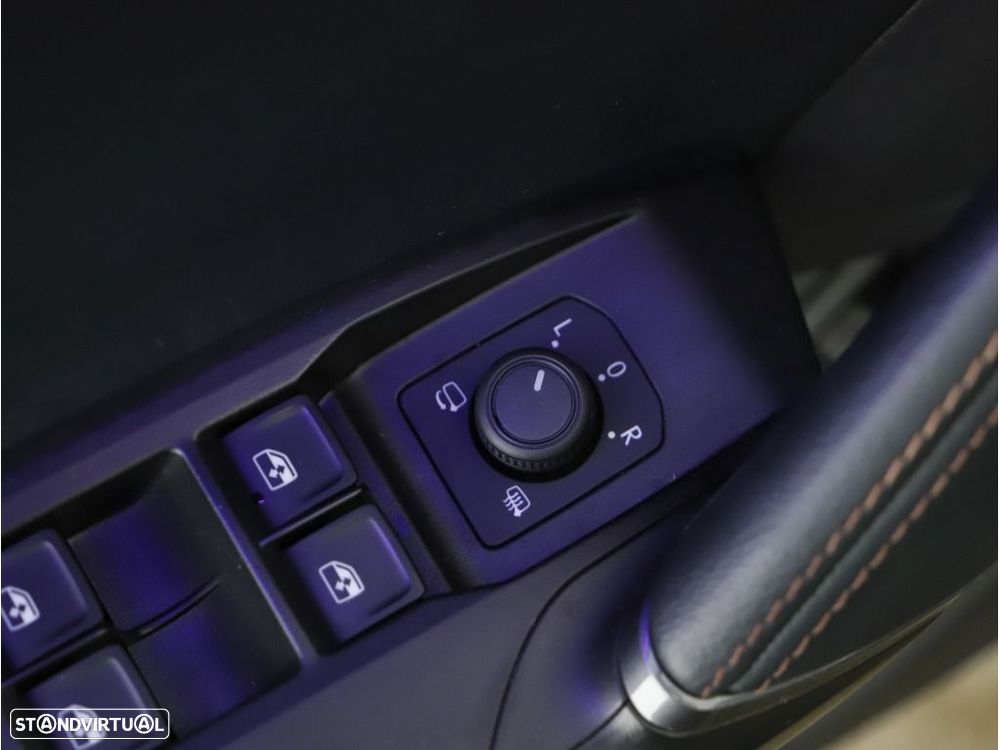 Cupra Formentor 1.4 e-Hybrid DSG VZ - 10