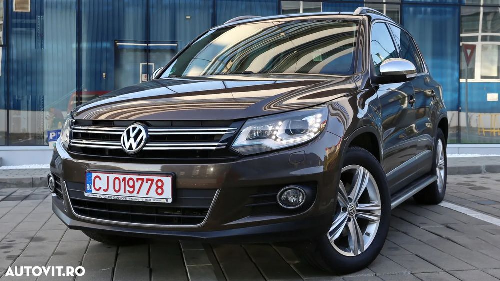 Volkswagen Tiguan - 1