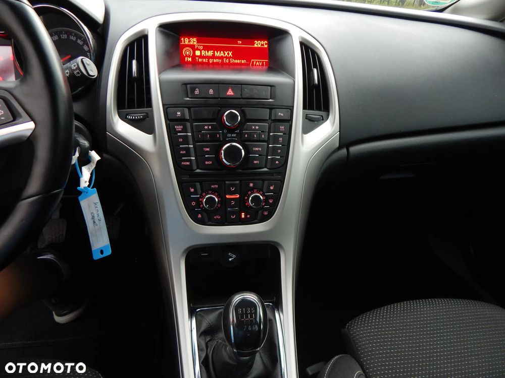 Opel Astra 1.4 T Cosmo EU6 - 27