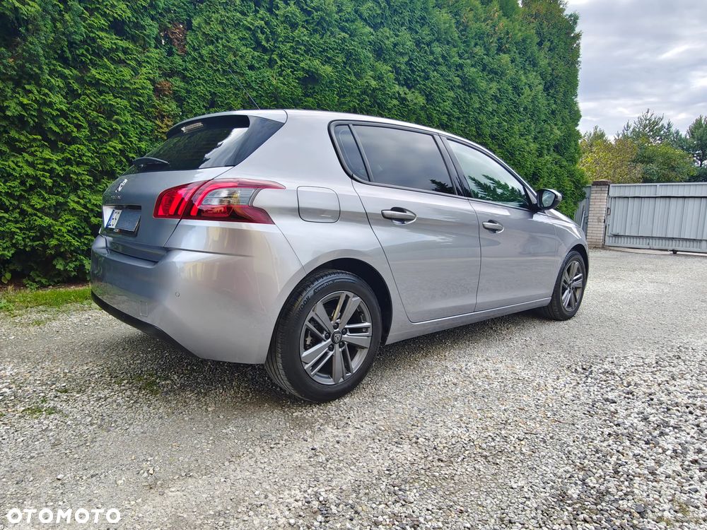 Peugeot 308 1.5 BlueHDi Allure S&S - 4