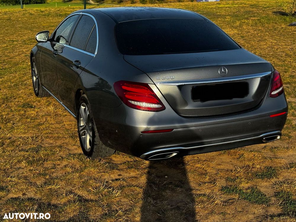 Mercedes-Benz E 200 9G-TRONIC Avantgarde - 6