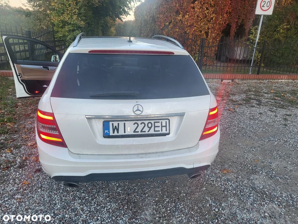 Mercedes-Benz Klasa C 350 CDI DPF 4Matic 7G-TRONIC BlueEFFICIENCY Special Edition - 10